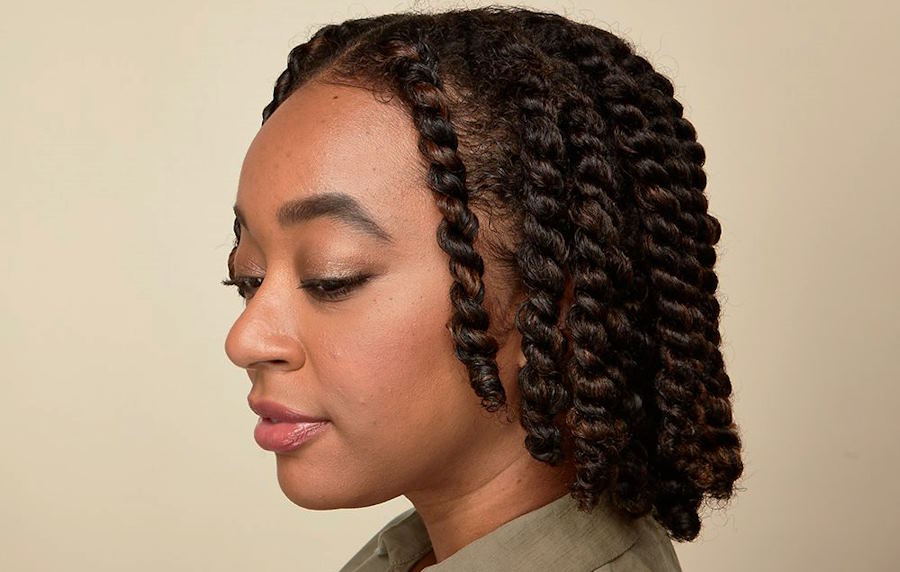 protective hairstyle